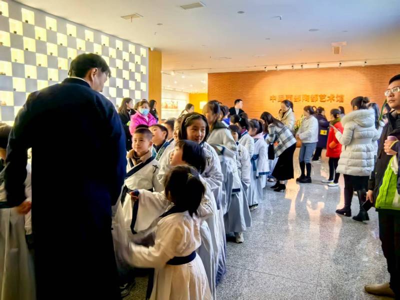 文化赋能：鄂温克族自治旗魔创文旅挖掘城市文化资源的实践探索